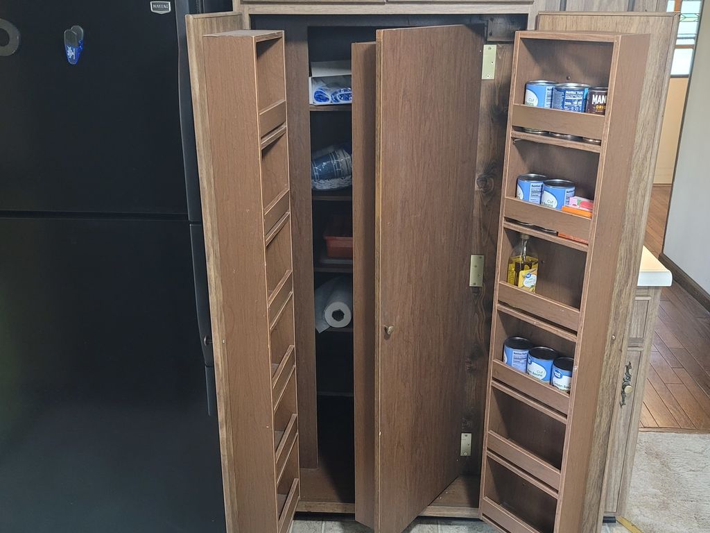 Image 18 of property listing at 14 Lakedale Drive, Salem, IL 62881