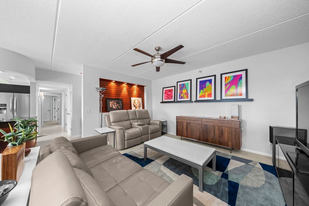 201 N Vail Avenue 701, Arlington Heights, IL 60004 — photo 4