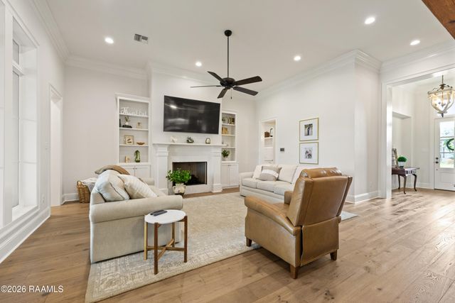 106 Carriage Lakes Drive, Youngsville, LA 70592