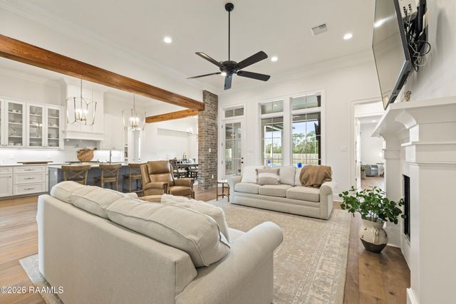 106 Carriage Lakes Drive, Youngsville, LA 70592