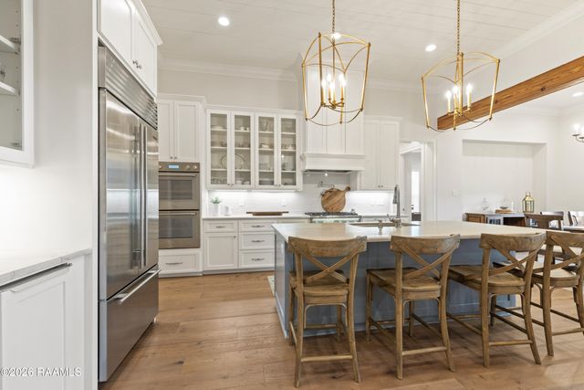 106 Carriage Lakes Drive, Youngsville, LA 70592