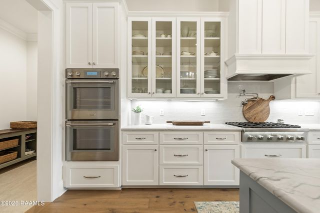 106 Carriage Lakes Drive, Youngsville, LA 70592