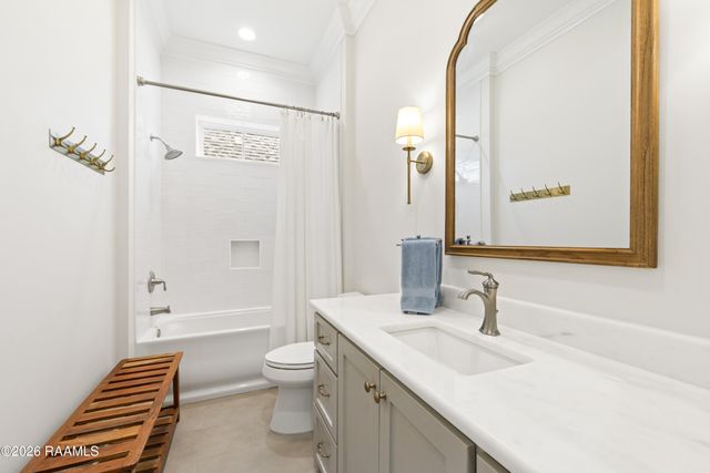 106 Carriage Lakes Drive, Youngsville, LA 70592