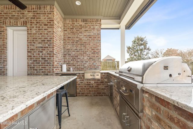 106 Carriage Lakes Drive, Youngsville, LA 70592