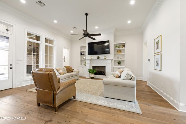 106 Carriage Lakes Drive, Youngsville, LA 70592