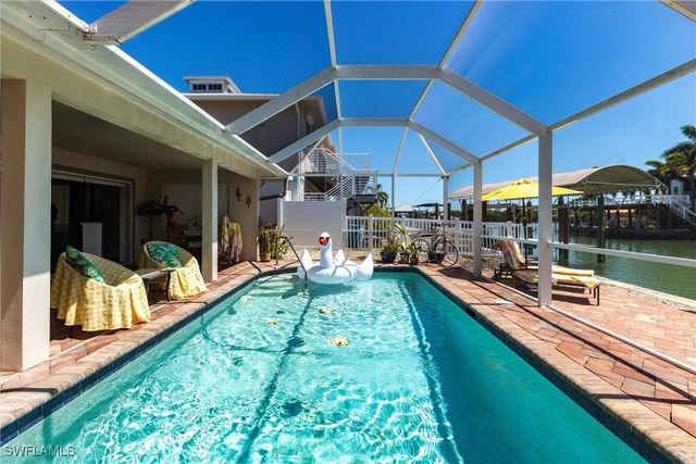 164 Trinidad ST, Naples, FL 34113