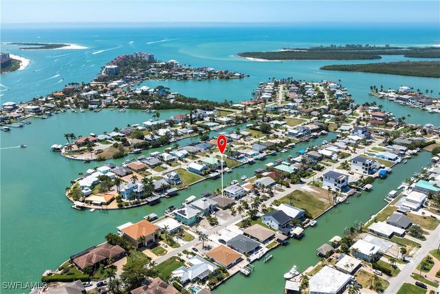 164 Trinidad ST, Naples, FL 34113