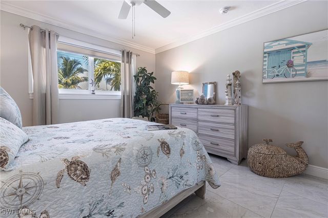 164 Trinidad ST, Naples, FL 34113