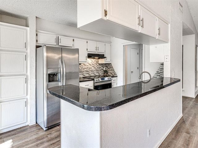 1416 Huntington Drive, Edmond, OK 73012