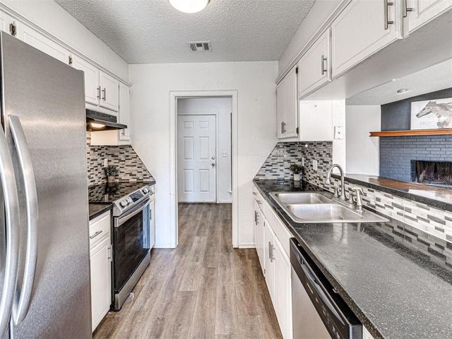 1416 Huntington Drive, Edmond, OK 73012