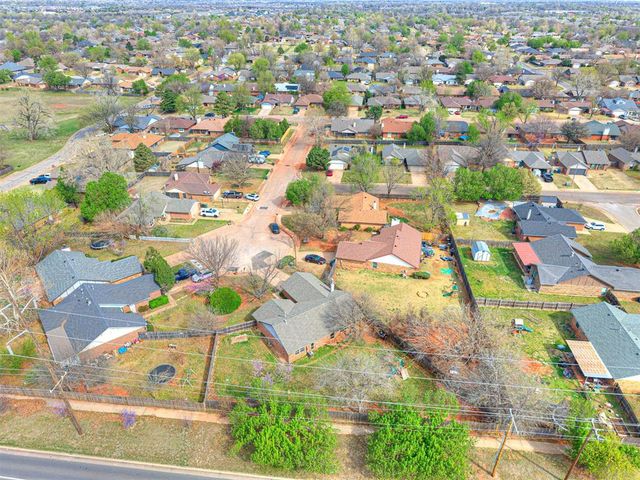 1416 Huntington Drive, Edmond, OK 73012