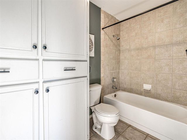 1416 Huntington Drive, Edmond, OK 73012