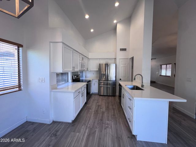 4568 W IVANHOE Street, Chandler, AZ 85226