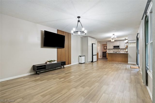 172 Morningview Circle, Canfield, OH 44406