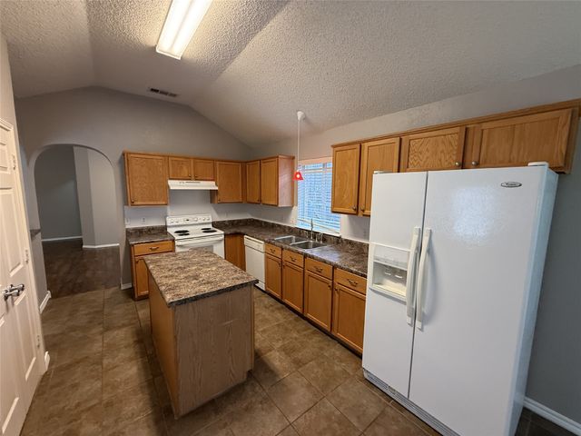 6105 Comfort Drive, Fort Worth, TX 76132