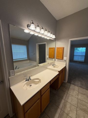 6105 Comfort Drive, Fort Worth, TX 76132