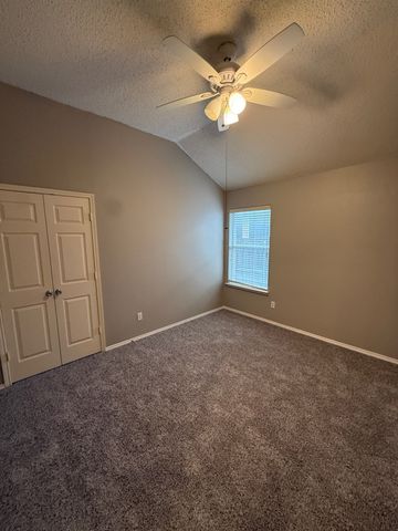 6105 Comfort Drive, Fort Worth, TX 76132