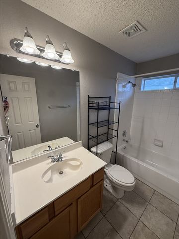 6105 Comfort Drive, Fort Worth, TX 76132