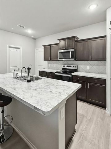 2304 Greystone Drive, Denton, TX 76207