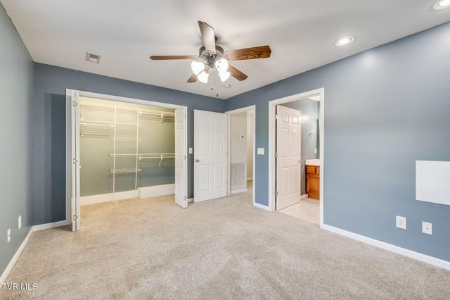 1709 Cherokee Road 304, Johnson City, TN 37604