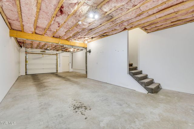 1709 Cherokee Road 304, Johnson City, TN 37604