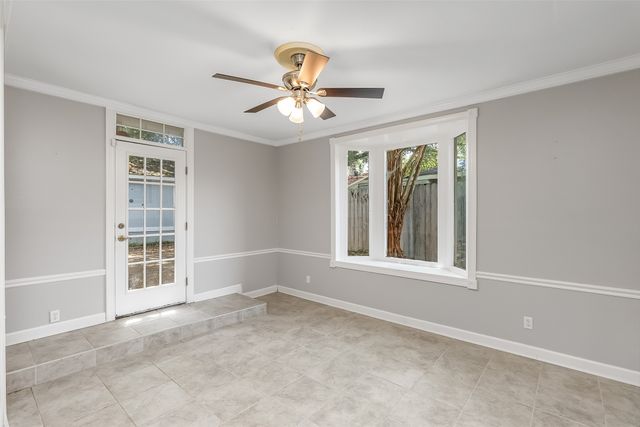 381 Leo Avenue, Shreveport, LA 71105