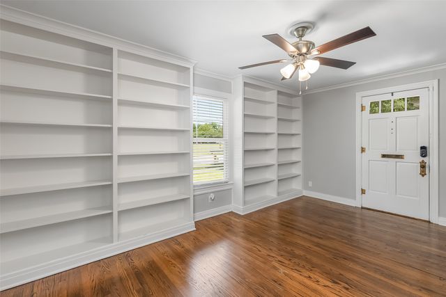 381 Leo Avenue, Shreveport, LA 71105