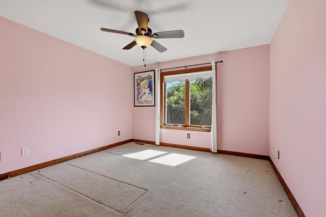 1606 S Carver LANE, Appleton, WI 54914