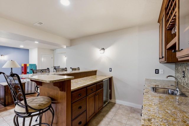 1606 S Carver LANE, Appleton, WI 54914