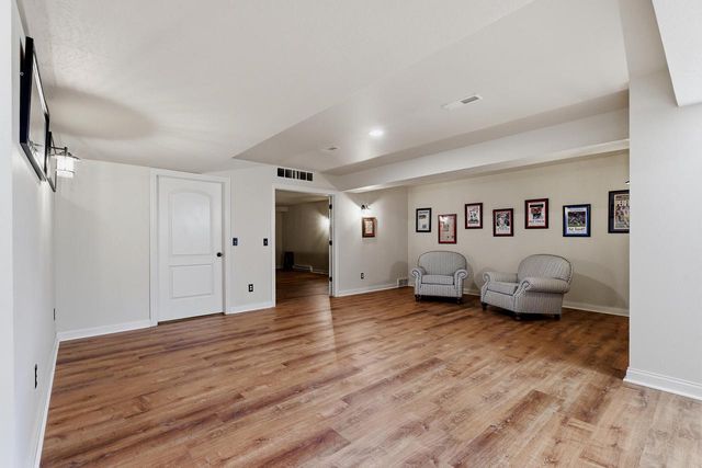 1606 S Carver LANE, Appleton, WI 54914