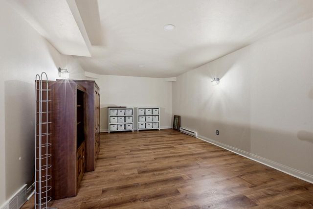 1606 S Carver LANE, Appleton, WI 54914