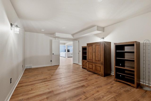1606 S Carver LANE, Appleton, WI 54914