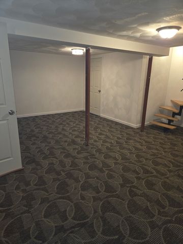 175 Pringle St, Tewksbury, MA 01876