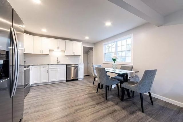 175 Pringle St, Tewksbury, MA 01876