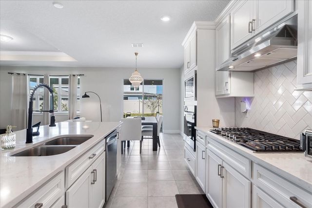 3980 MEANDERING BAY DRIVE, Apopka, FL 32712