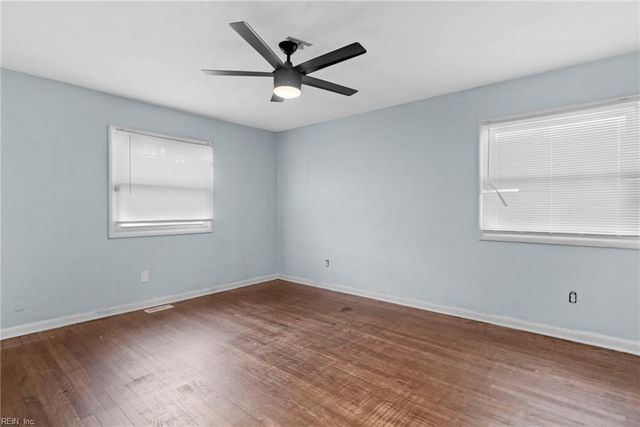 512 Concord DR, Hampton, VA 23666