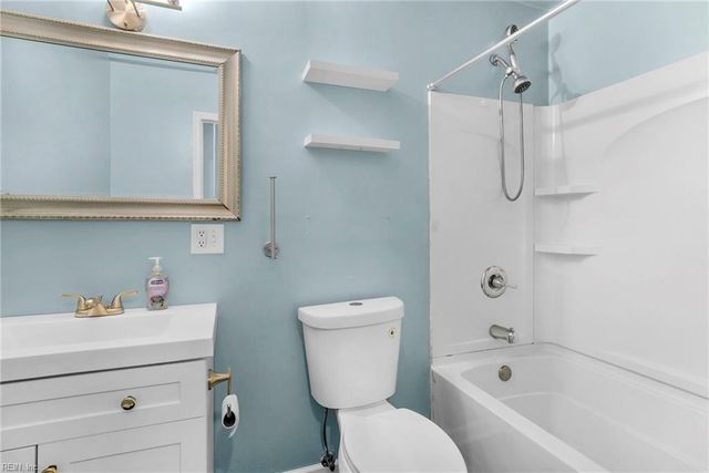 512 Concord DR, Hampton, VA 23666