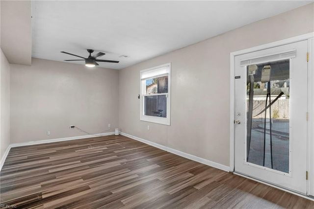 512 Concord DR, Hampton, VA 23666