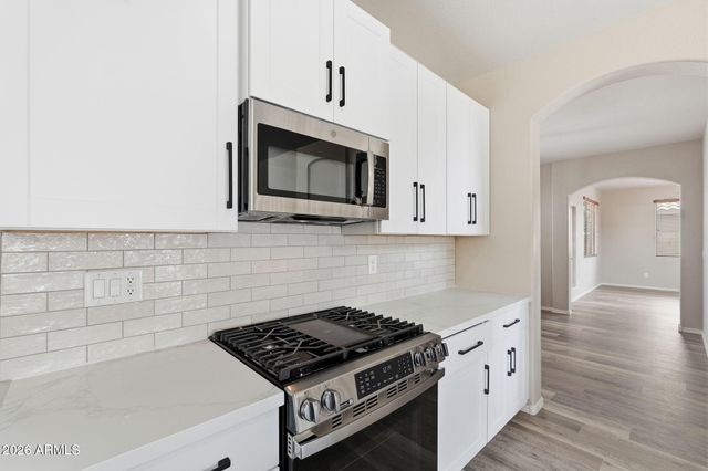 1635 E Debbie Drive E, San Tan Valley, AZ 85140