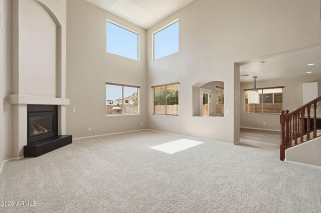 1635 E Debbie Drive E, San Tan Valley, AZ 85140