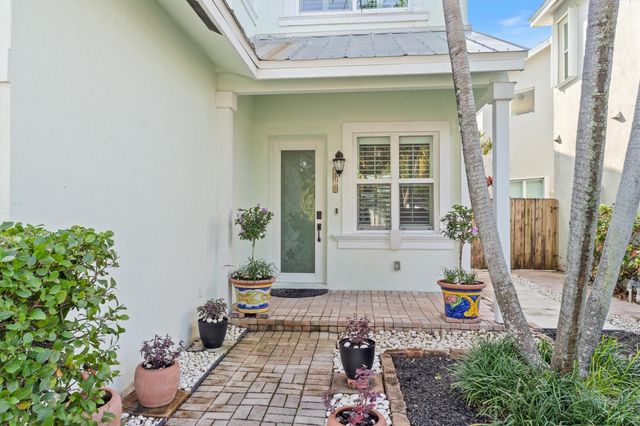 518 SW 9th St 518, Fort Lauderdale, FL 33315