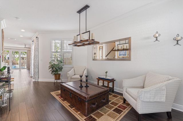 518 SW 9th St 518, Fort Lauderdale, FL 33315