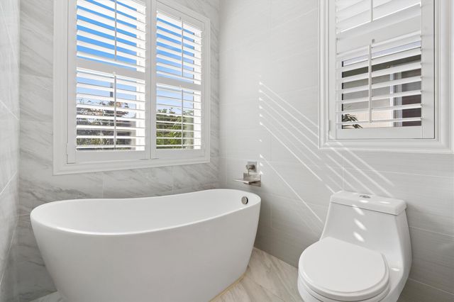 518 SW 9th St 518, Fort Lauderdale, FL 33315