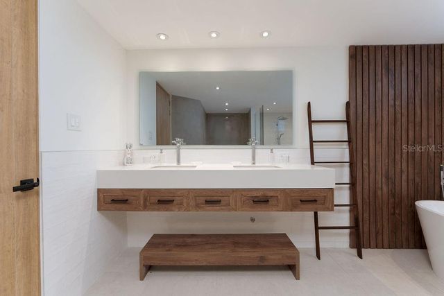 321 CAMINO DEL GUAMA, Dorado, PR 00646