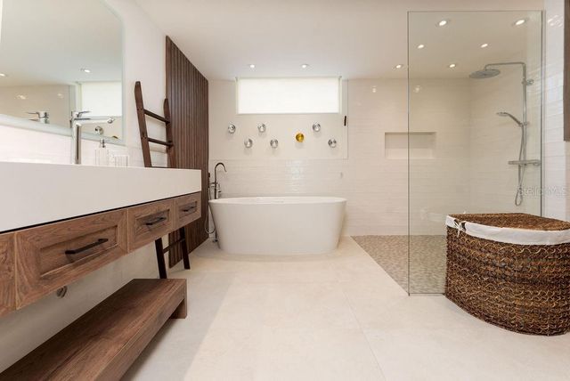 321 CAMINO DEL GUAMA, Dorado, PR 00646