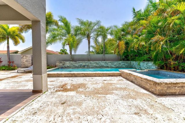 321 CAMINO DEL GUAMA, Dorado, PR 00646