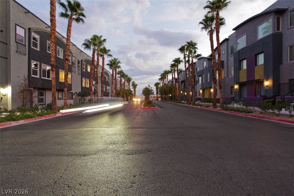 9050 West Tropicana Avenue 1165, Las Vegas, NV 89147