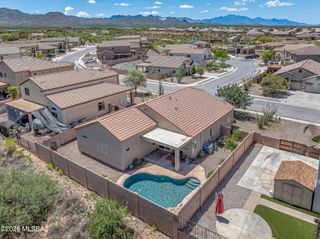266 W Herschel H. Hobbs Place, Vail, AZ 85641