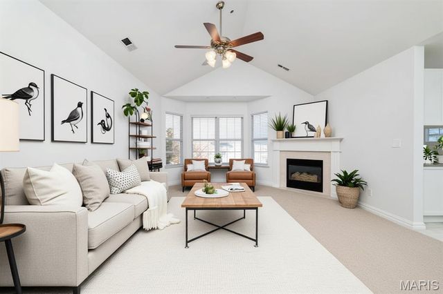 410 Benton Drive L, St Peters, MO 63376