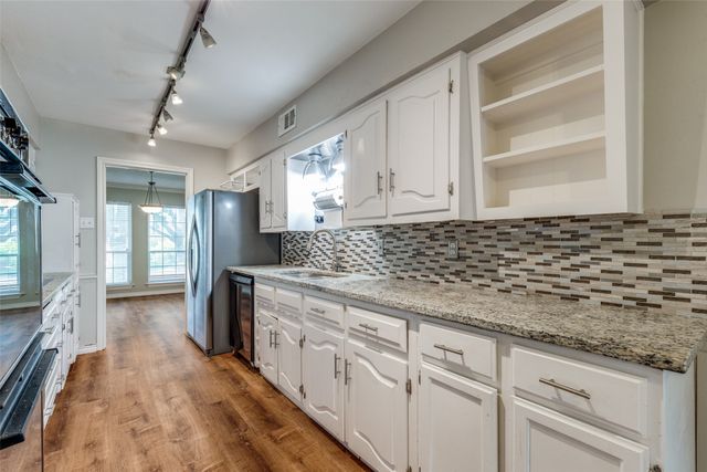 3719 Weeburn Drive, Dallas, TX 75229